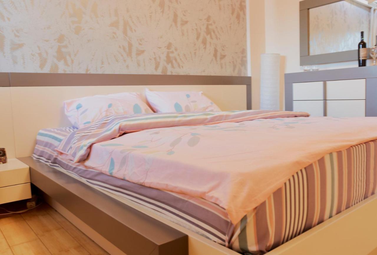 Diamond Butterfly Apartment Скоп'є Екстер'єр фото