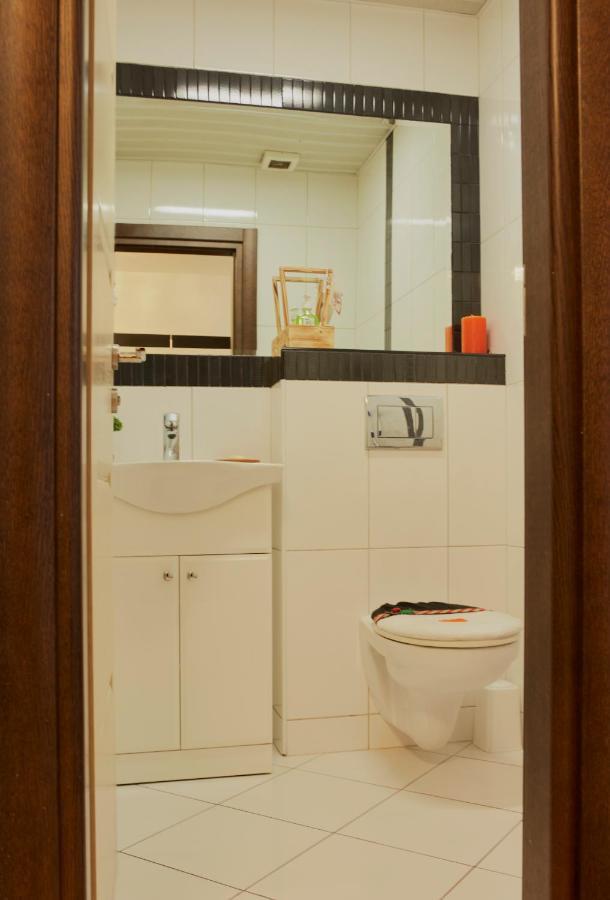 Diamond Butterfly Apartment Скоп'є Екстер'єр фото