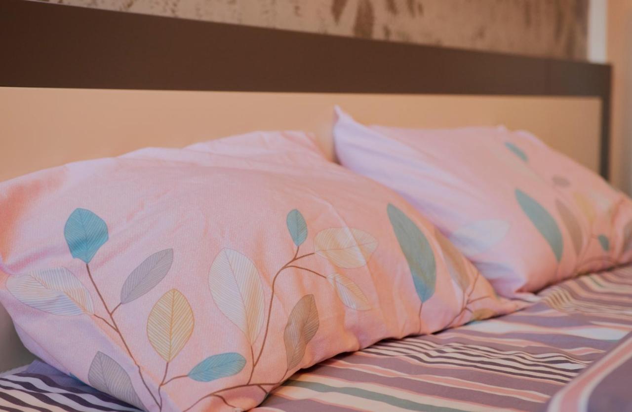 Diamond Butterfly Apartment Скоп'є Екстер'єр фото